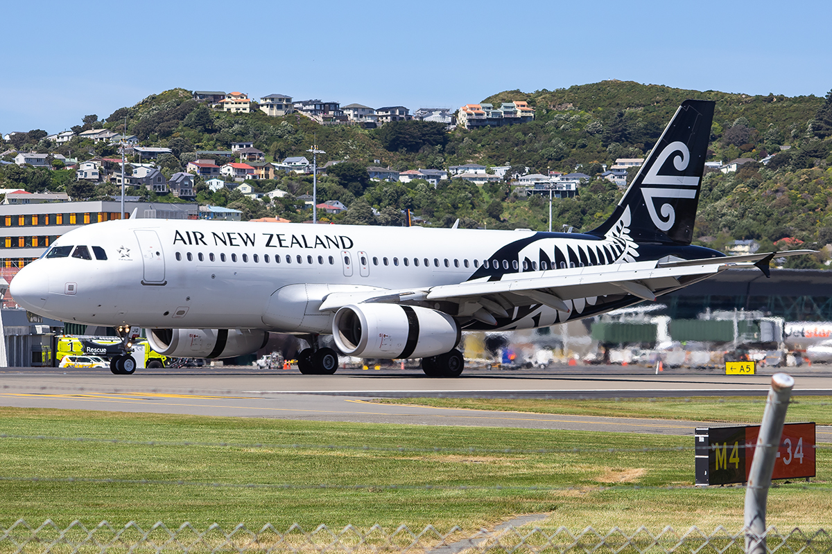 ZK-OJQ/ZKOJQ Air New Zealand Airbus A320 Airframe Information - AVSpotters.com