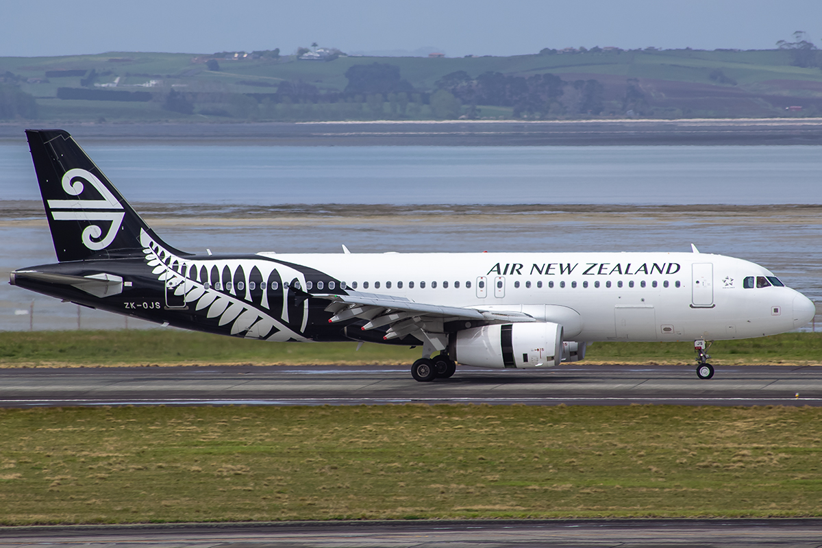ZK-OJS/ZKOJS Air New Zealand Airbus A320 Airframe Information - AVSpotters.com