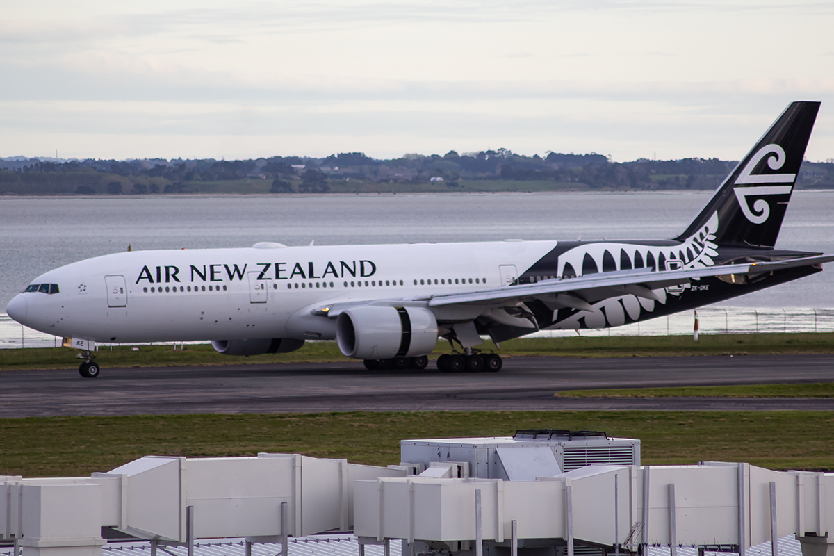 ZK-OKE/ZKOKE Air New Zealand Boeing 777-219ER Photo by JLRAviation - AVSpotters.com
