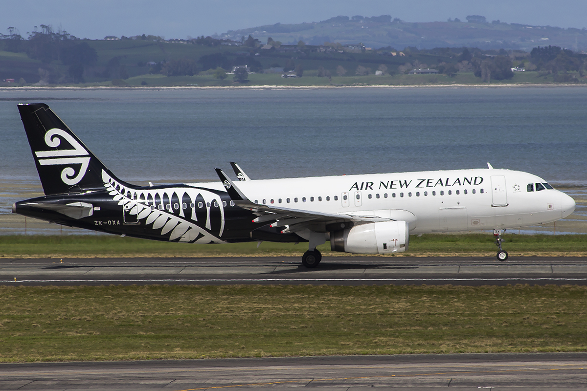 ZK-OXA/ZKOXA Air New Zealand Airbus A320 Airframe Information - AVSpotters.com