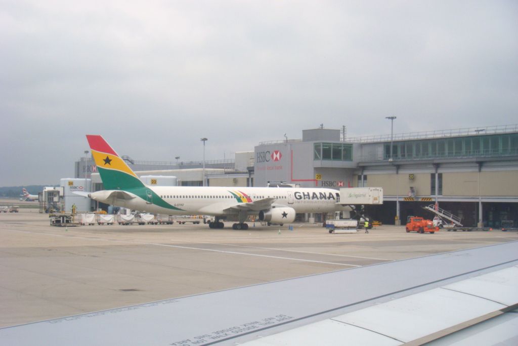 G-STRZ/GSTRZ Ghana International Airlines Boeing 757-258 Photo by RJflyer - AVSpotters.com