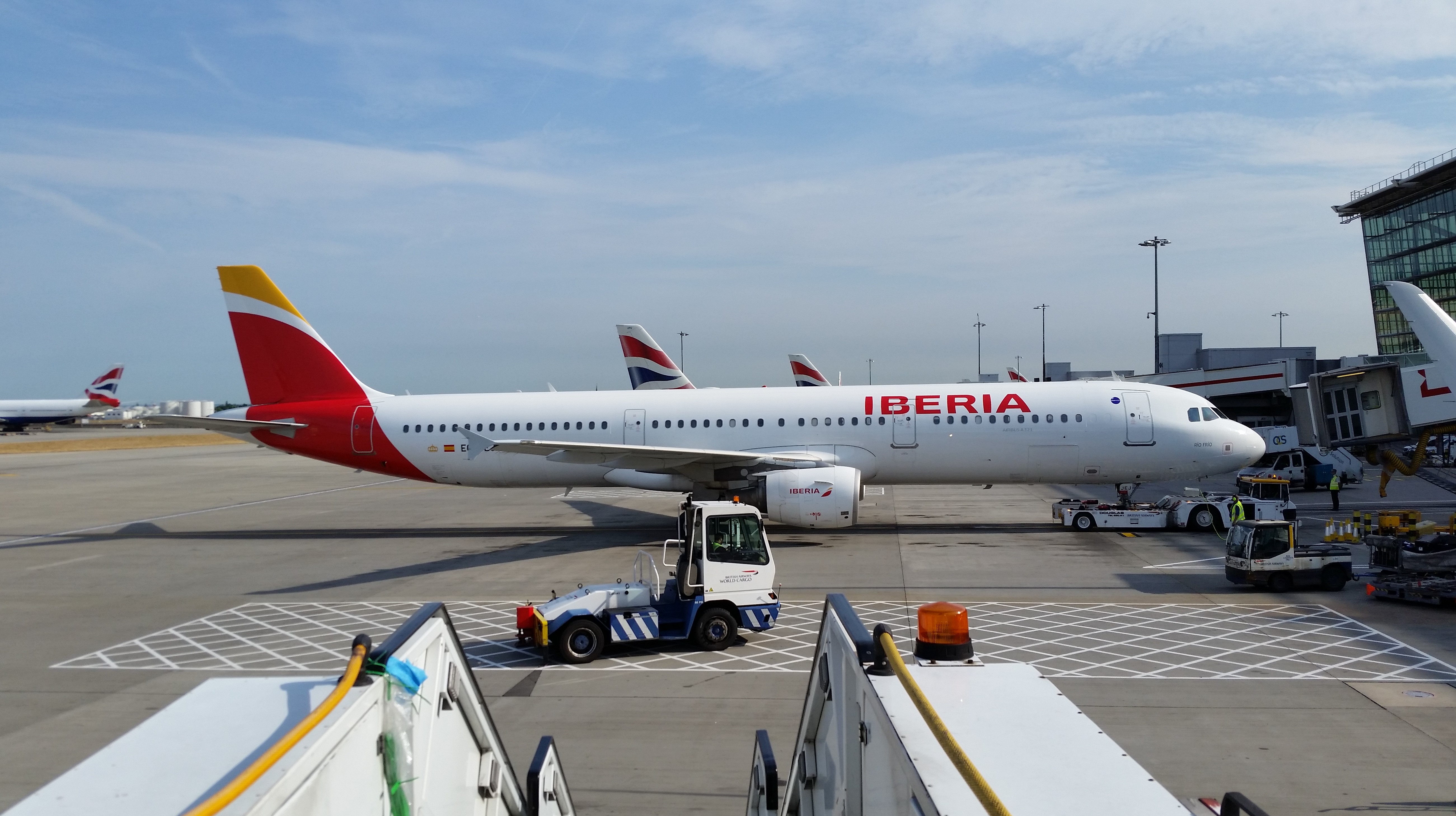 EC-JEJ/ECJEJ Iberia Airbus A321-211 Photo by RJflyer - AVSpotters.com