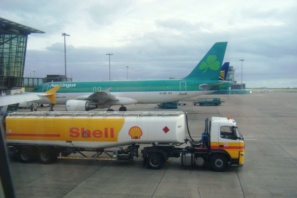 EI-DEI/EIDEI Aer Lingus Airbus A320-214 Photo by RJflyer - AVSpotters.com