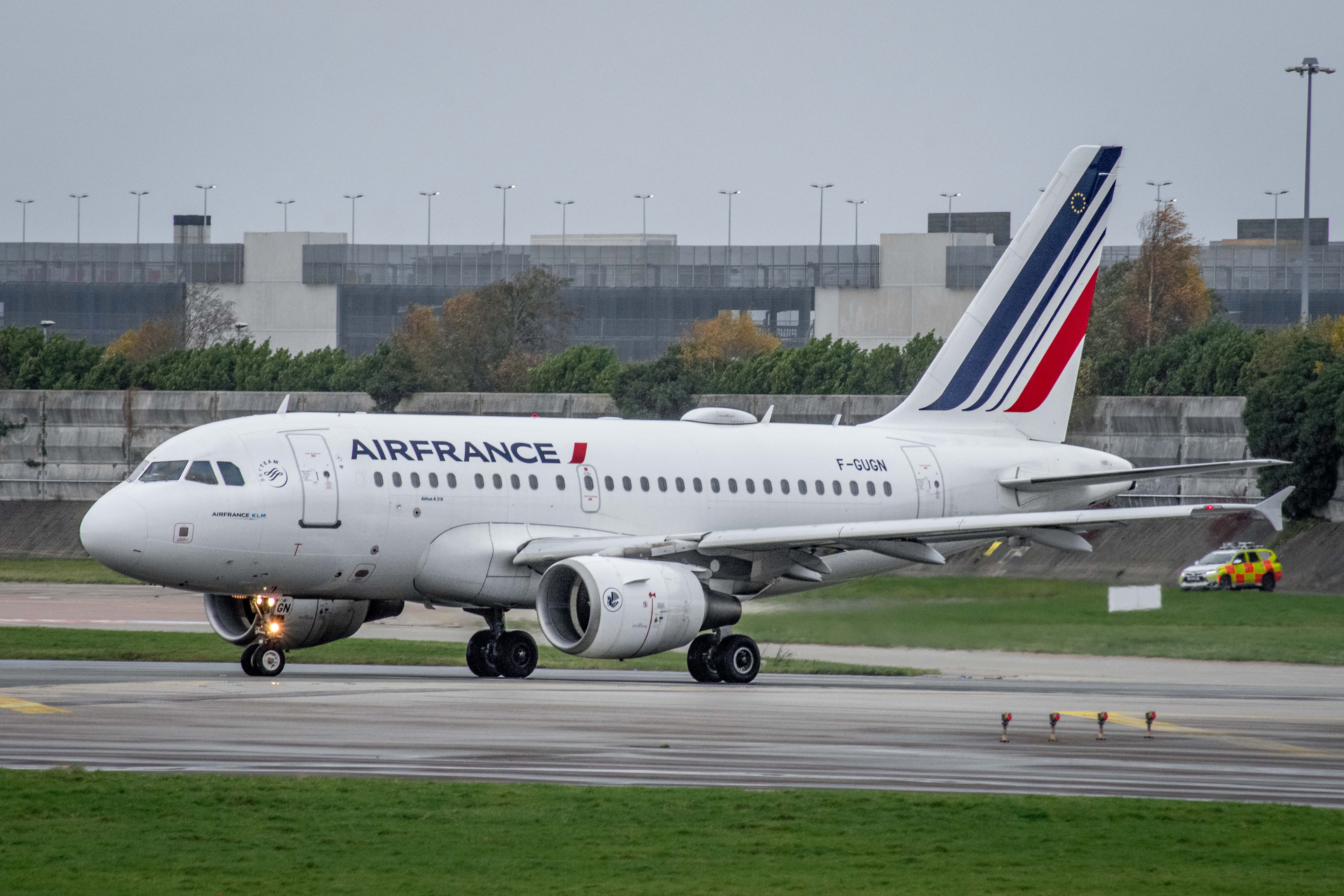 F-GUGN/FGUGN Air France Airbus A318-111 Photo by AV8 Photos - AVSpotters.com