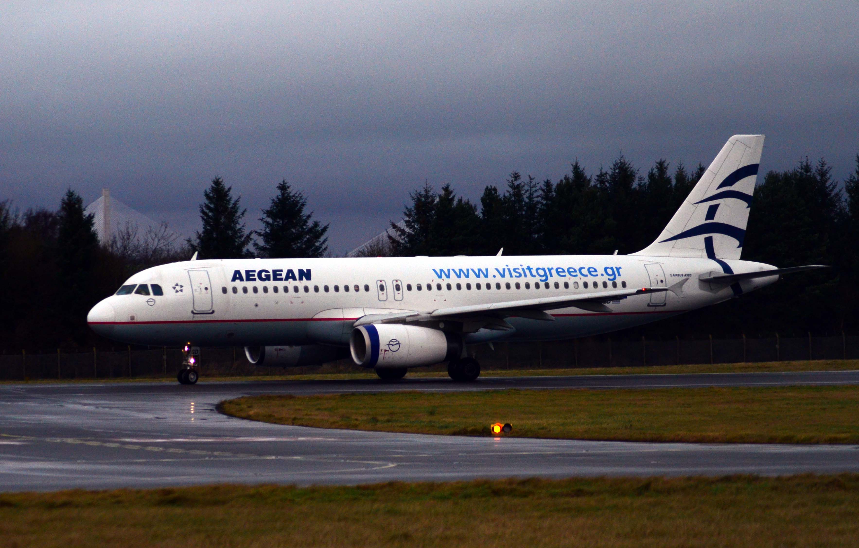 SX-DGD/SXDGD Aegean Airlines Airbus A320-232 Photo by FlyDroo - AVSpotters.com