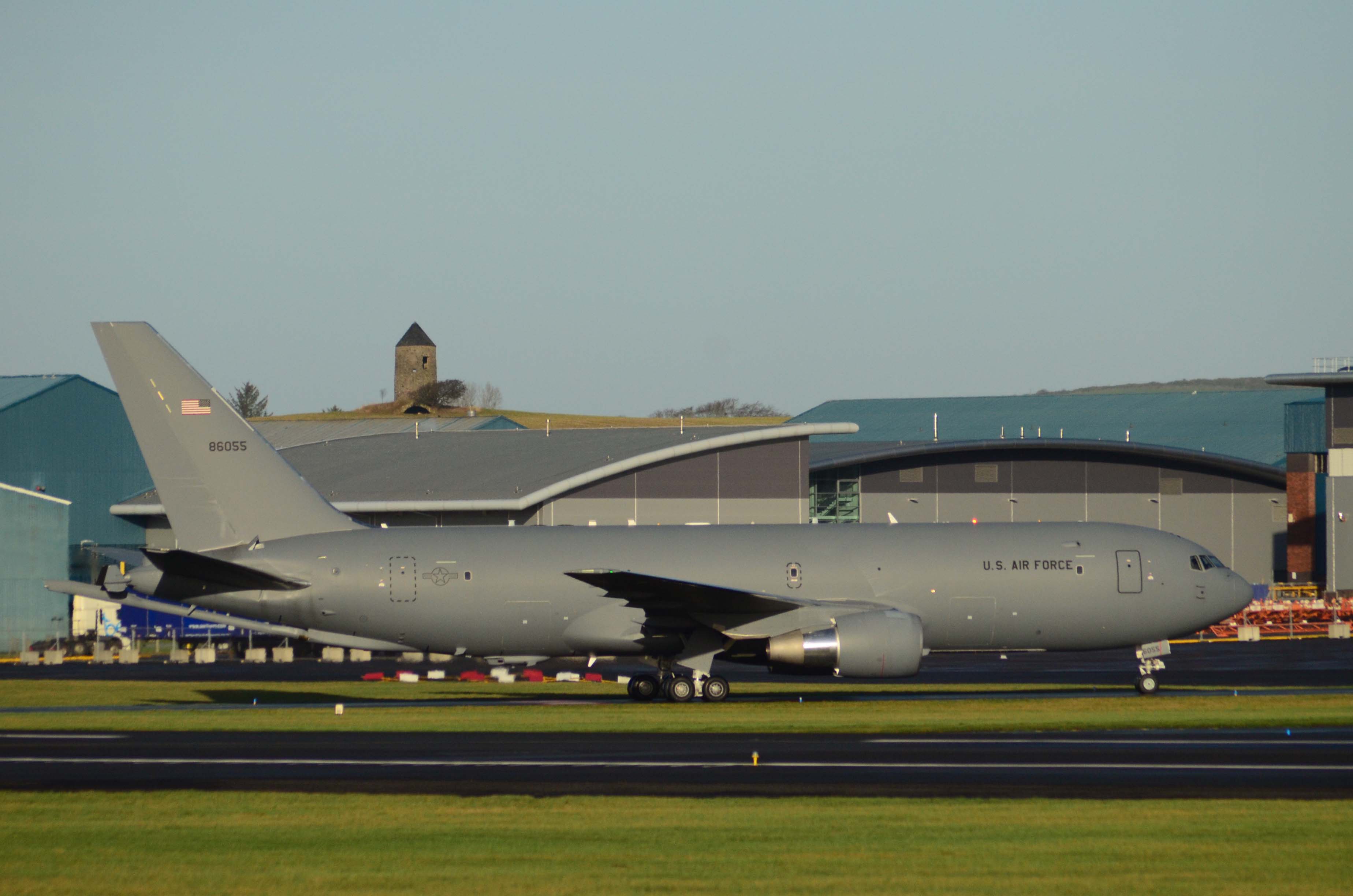 18-46055/1846055 USAF - United States Air Force Boeing KC-46A Pegasus Photo by FlyDroo - AVSpotters.com
