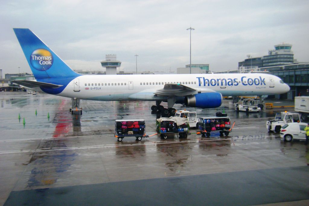 G-FCLA/GFCLA Thomas Cook Airlines Boeing 757-28A Photo by RJflyer - AVSpotters.com