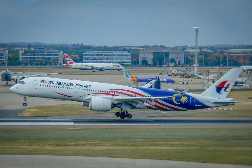 9M-MAC/9MMAC Malaysia Airlines Airbus A350 Airframe Information - AVSpotters.com