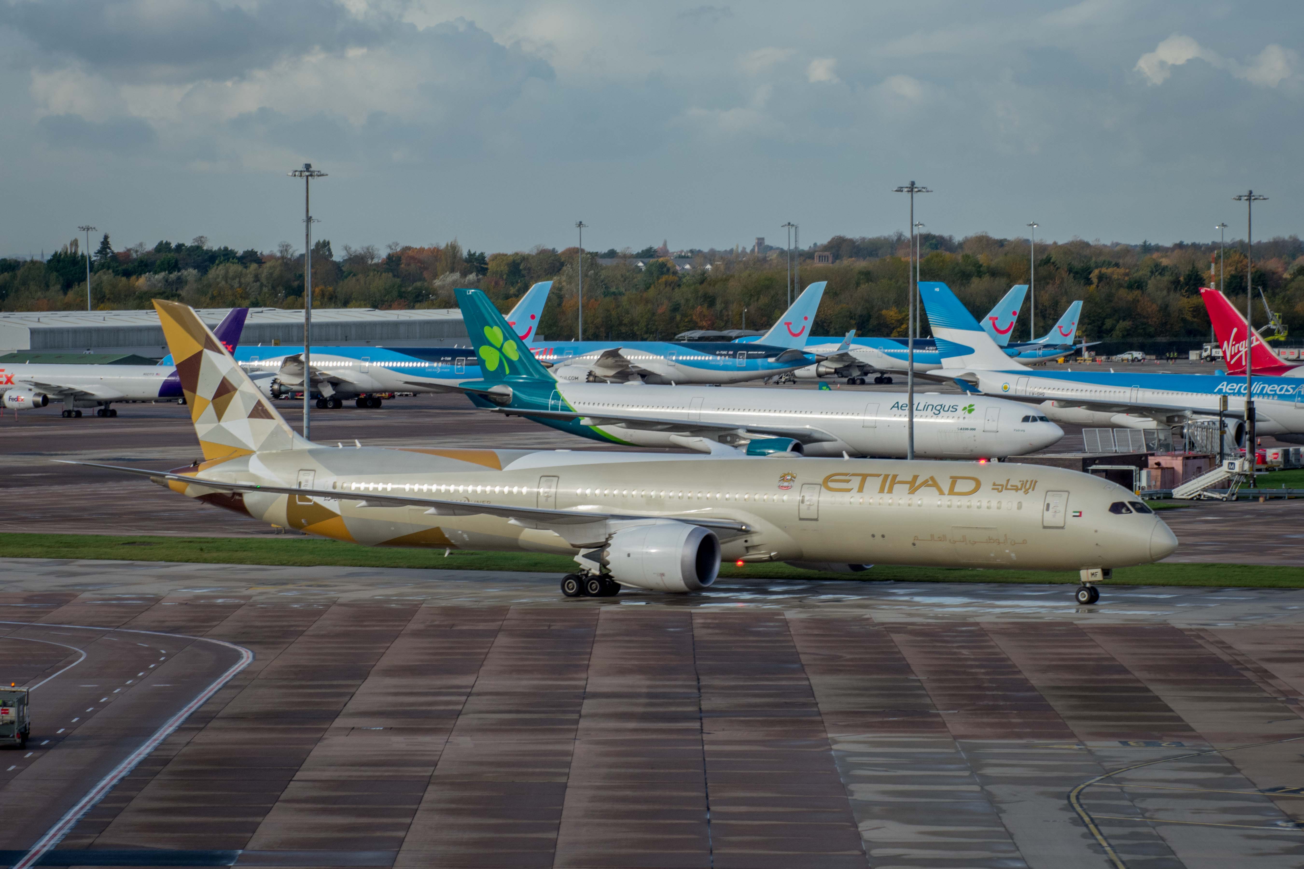 A6-BMF/A6BMF Etihad Airways Boeing 787-10 Photo by AV8 Photos - AVSpotters.com