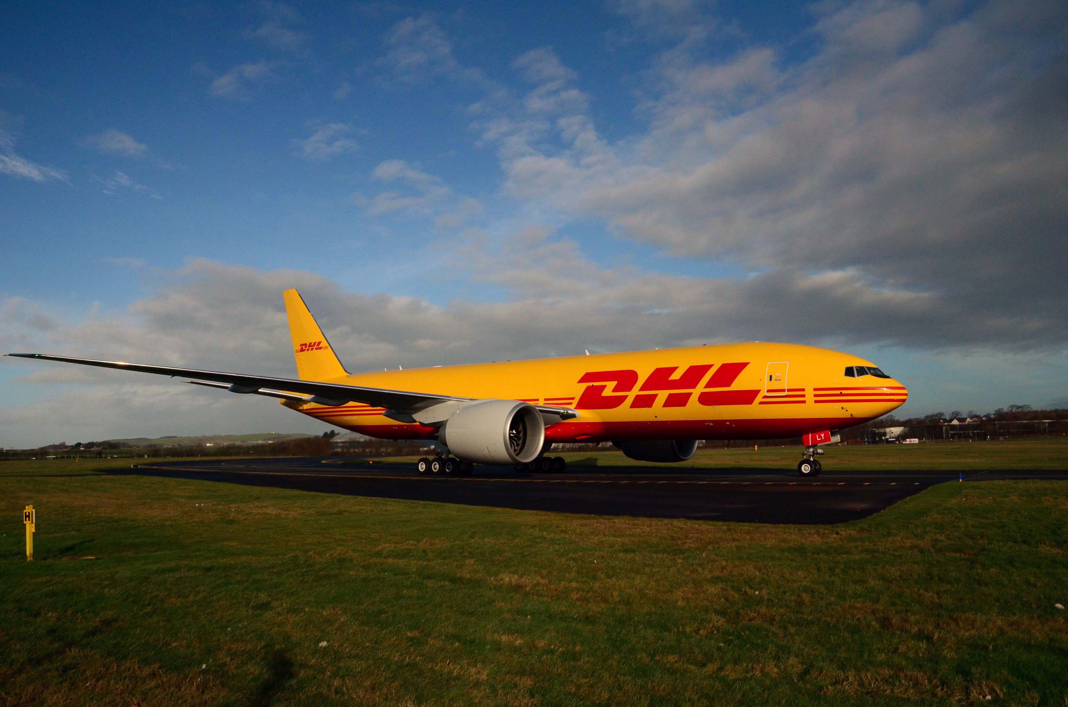 G-DHLY/GDHLY DHL Air UK Boeing 777-F Photo by FlyDroo - AVSpotters.com