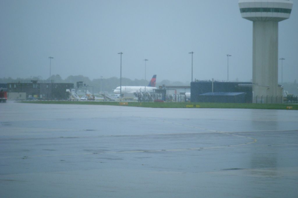 N362NB/N362NB Delta Air Lines Airbus A319-114 Photo by RJflyer - AVSpotters.com