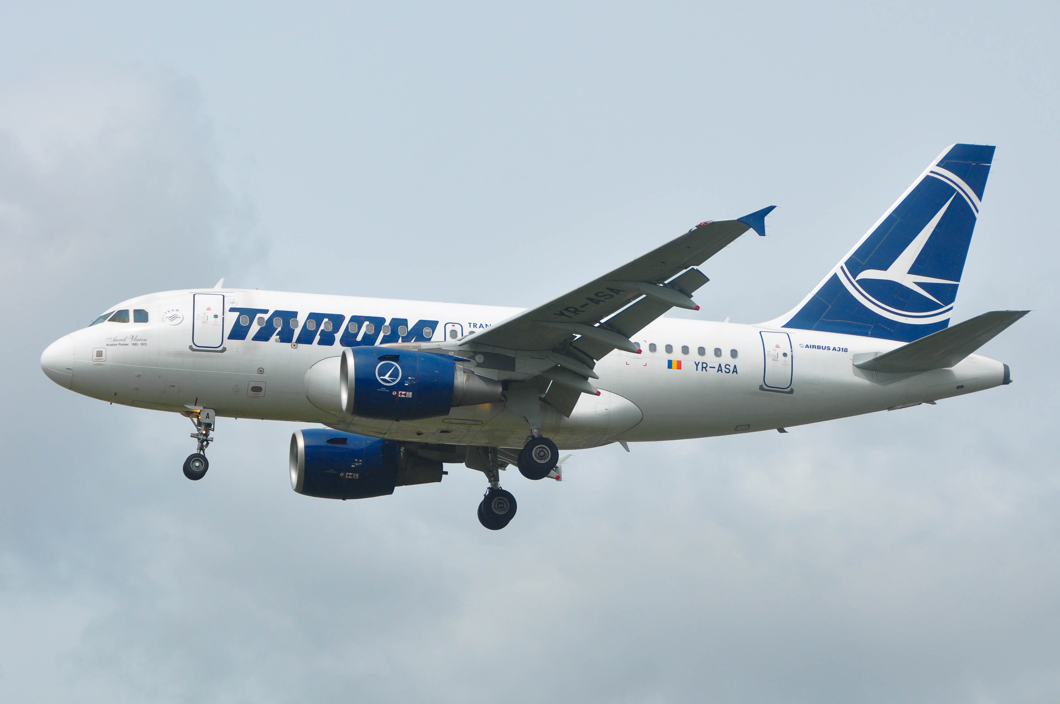 YR-ASA/YRASA TAROM Airbus A318 Airframe Information - AVSpotters.com