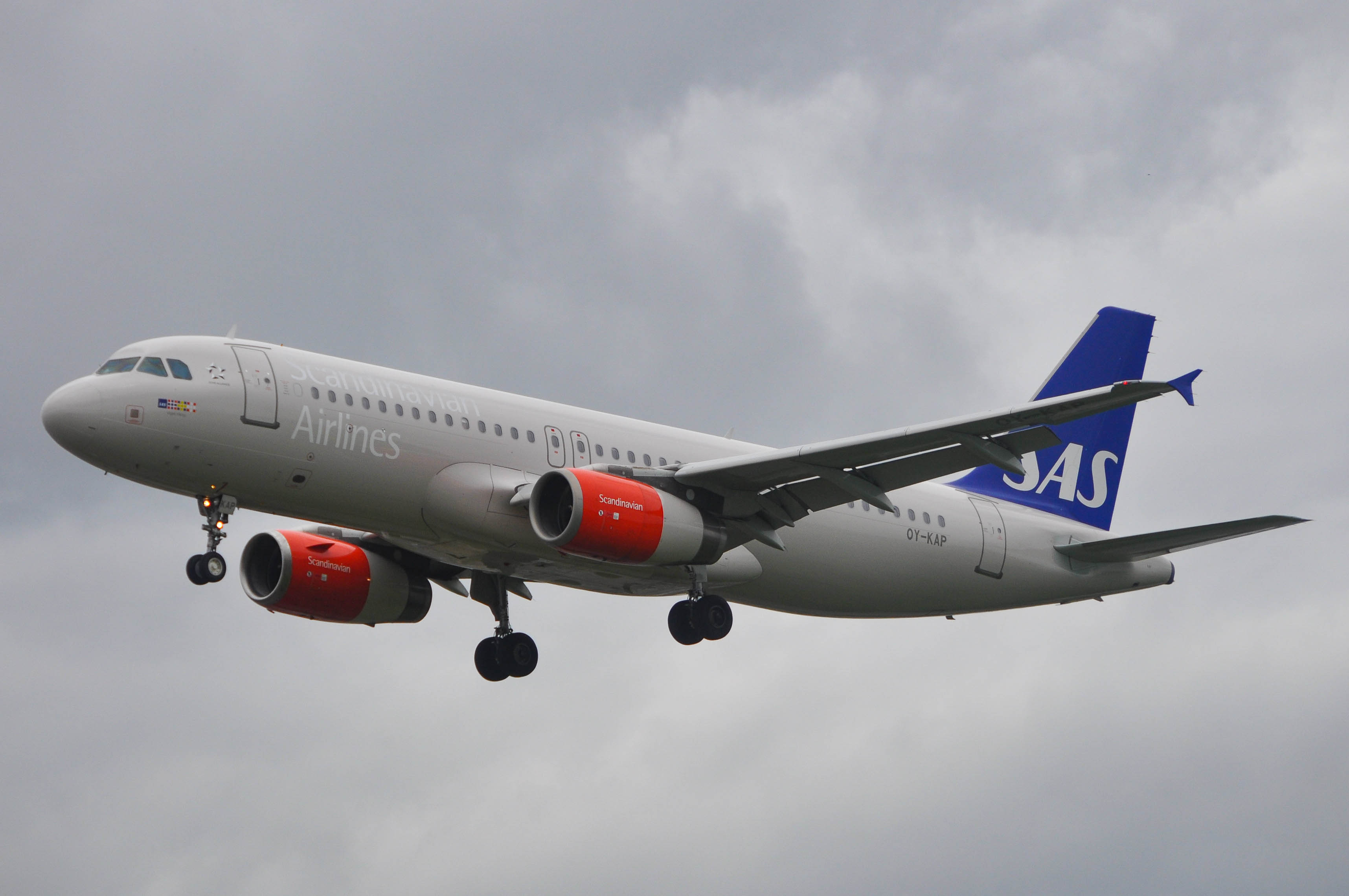 OY-KAP/OYKAP SAS Scandinavian Airlines Airbus A320 Airframe Information - AVSpotters.com