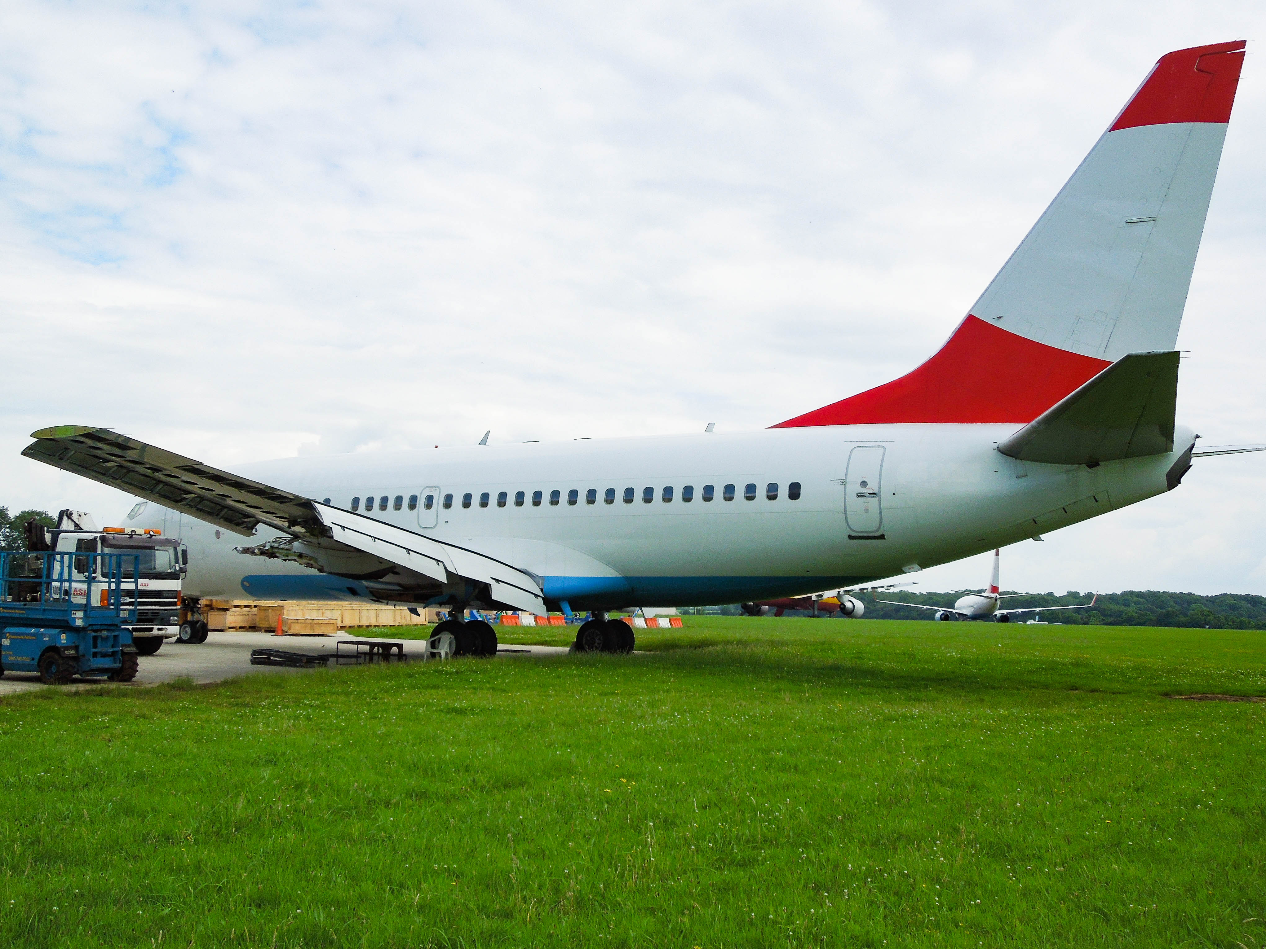 OE-LNN/OELNN Austrian Airlines Boeing 737-7Z9(WL) Photo by colinw - AVSpotters.com