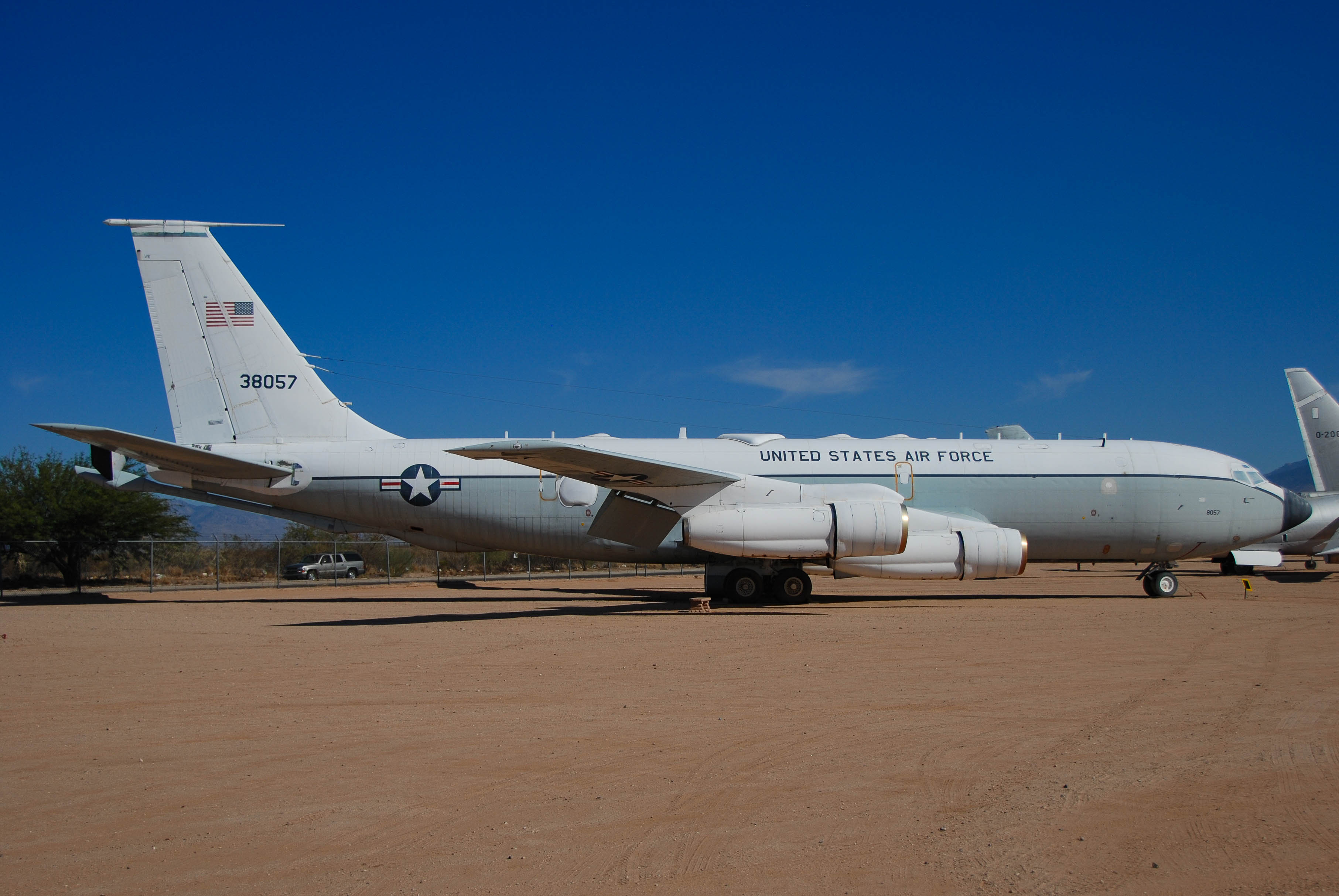 63-8057/638057 Withdrawn from use Boeing EC-135J Stratoliner Photo by colinw - AVSpotters.com