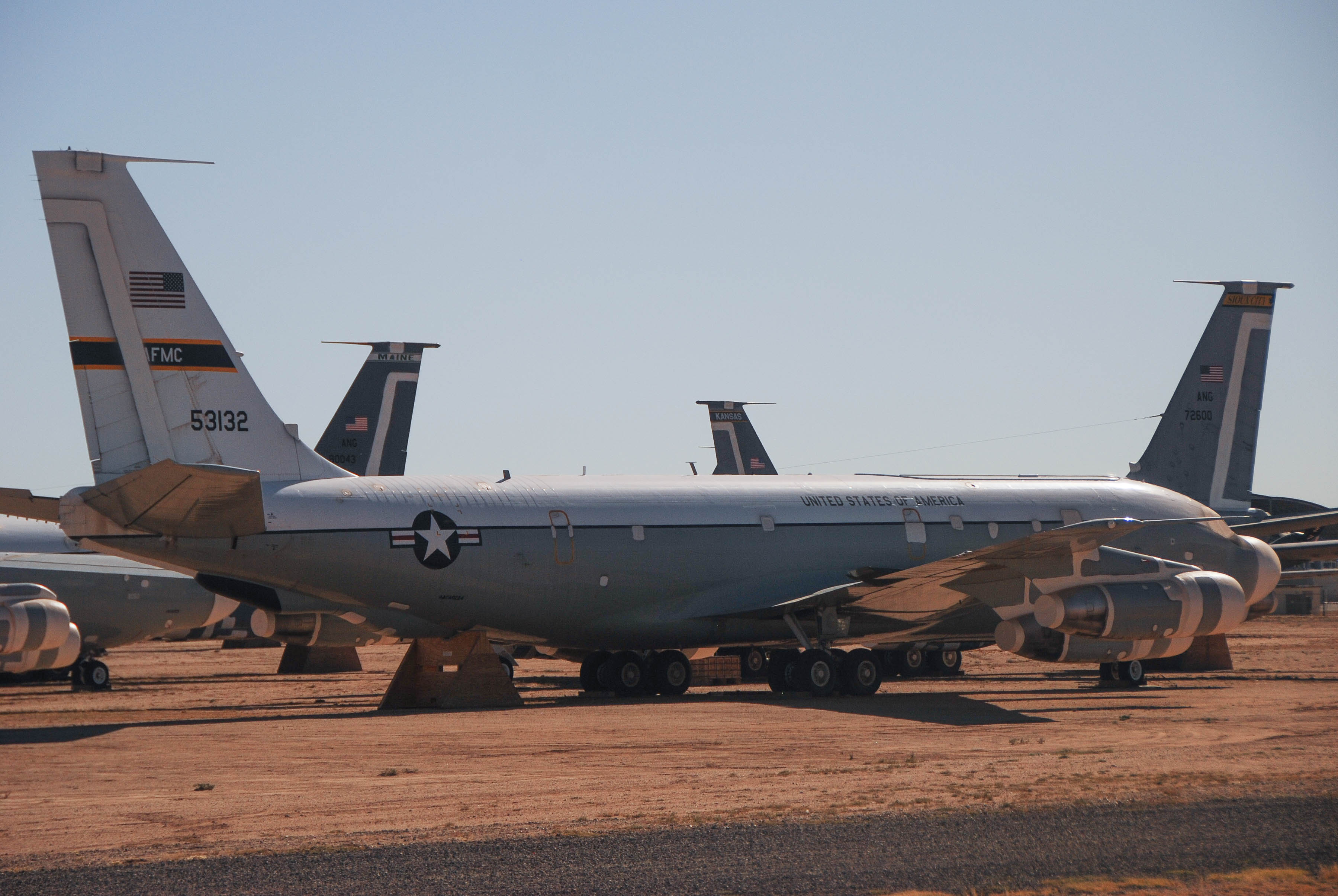 55-3132/553132 Withdrawn from use Boeing C-135 Stratotanker Airframe Information - AVSpotters.com