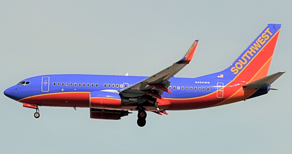 N494WN/N494WN Southwest Airlines Boeing 737-7H4(WL) Photo by Warthog1 - AVSpotters.com
