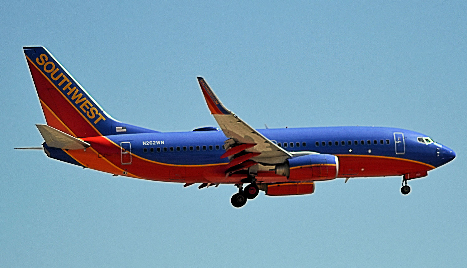 N262WN/N262WN Southwest Airlines Boeing 737-7H4(WL) Photo by Warthog1 - AVSpotters.com