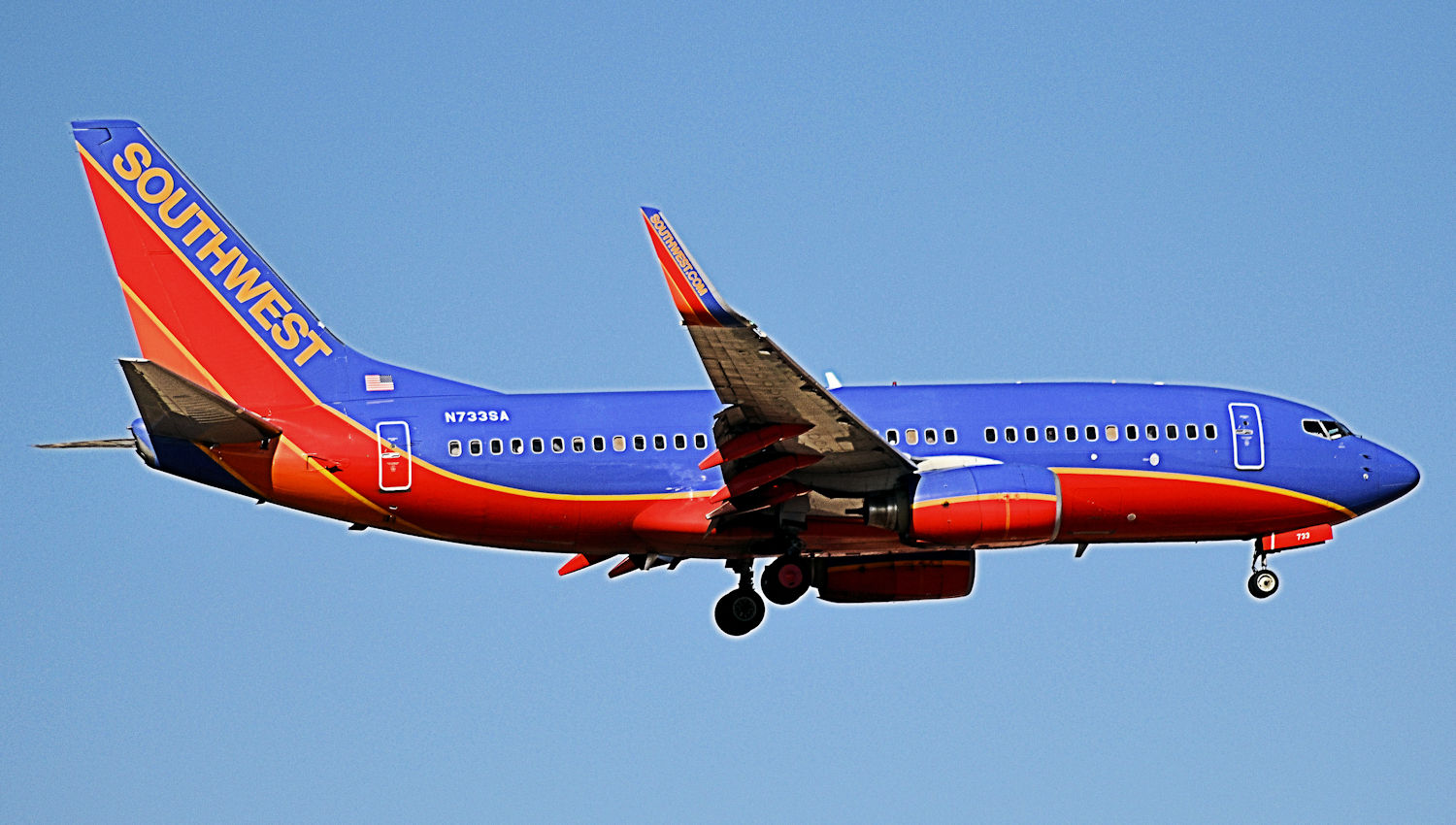 N733SA/N733SA Southwest Airlines Boeing 737-7H4(WL) Photo by Warthog1 - AVSpotters.com