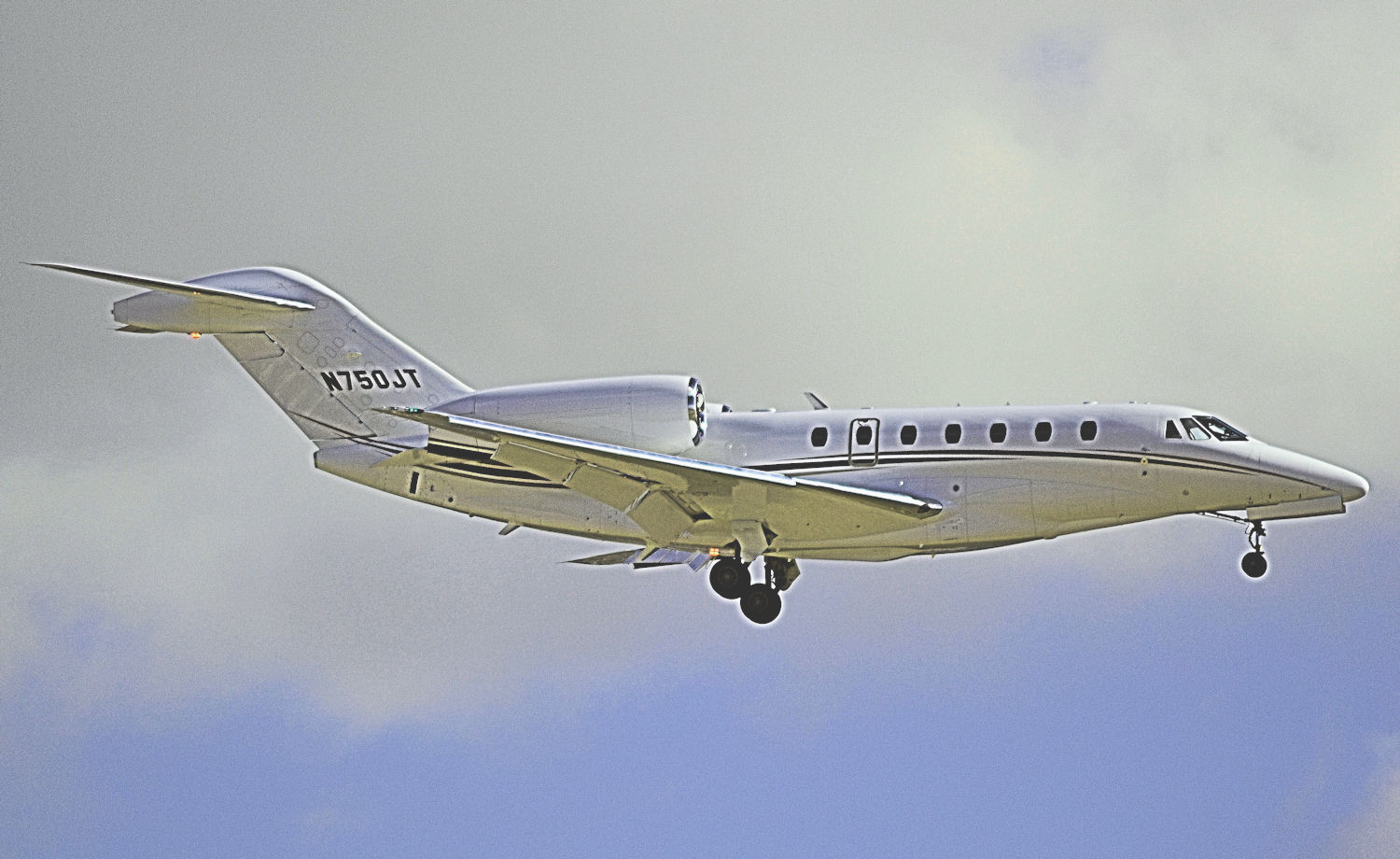 N750JT/N750JT Corporate Cessna 750 Citation X Photo by Warthog1 - AVSpotters.com