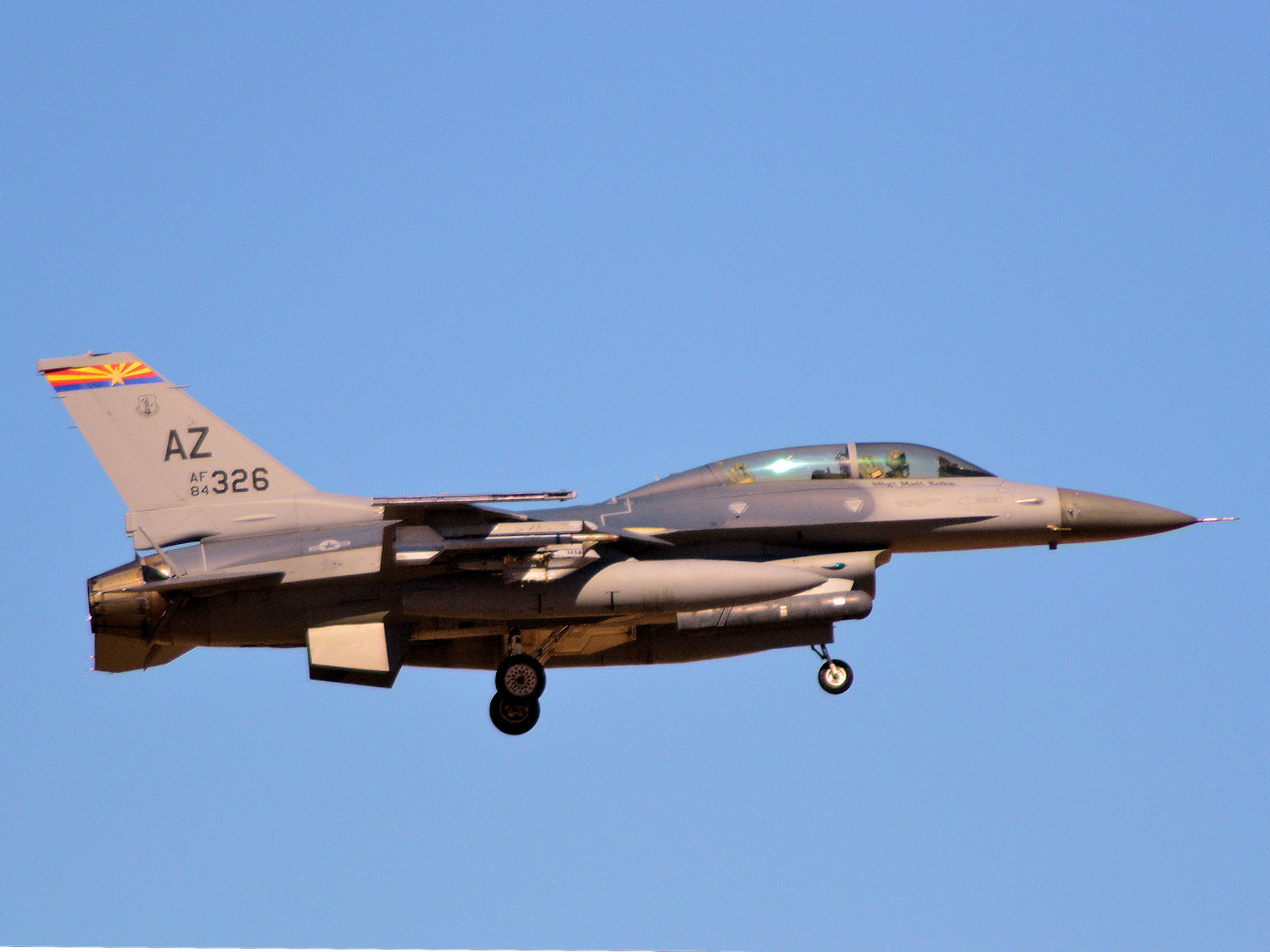 84-1326/841326 USAF - United States Air Force General Dynamics F-16D Fighting Falcon Photo by Warthog1 - AVSpotters.com