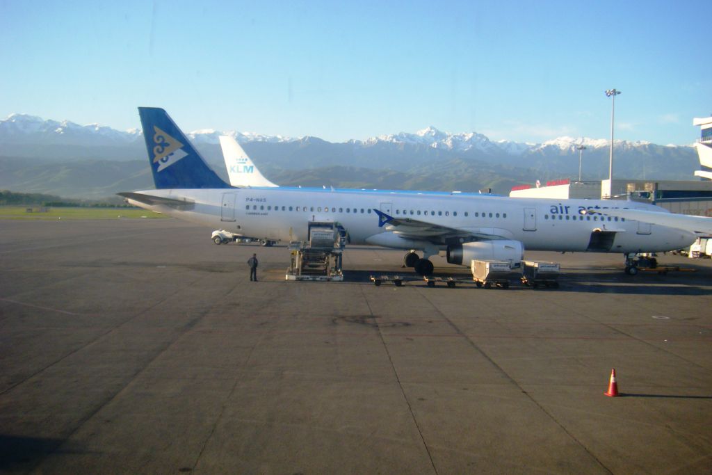 P4-NAS/P4NAS Air Astana Airbus A321-231 Photo by RJflyer - AVSpotters.com