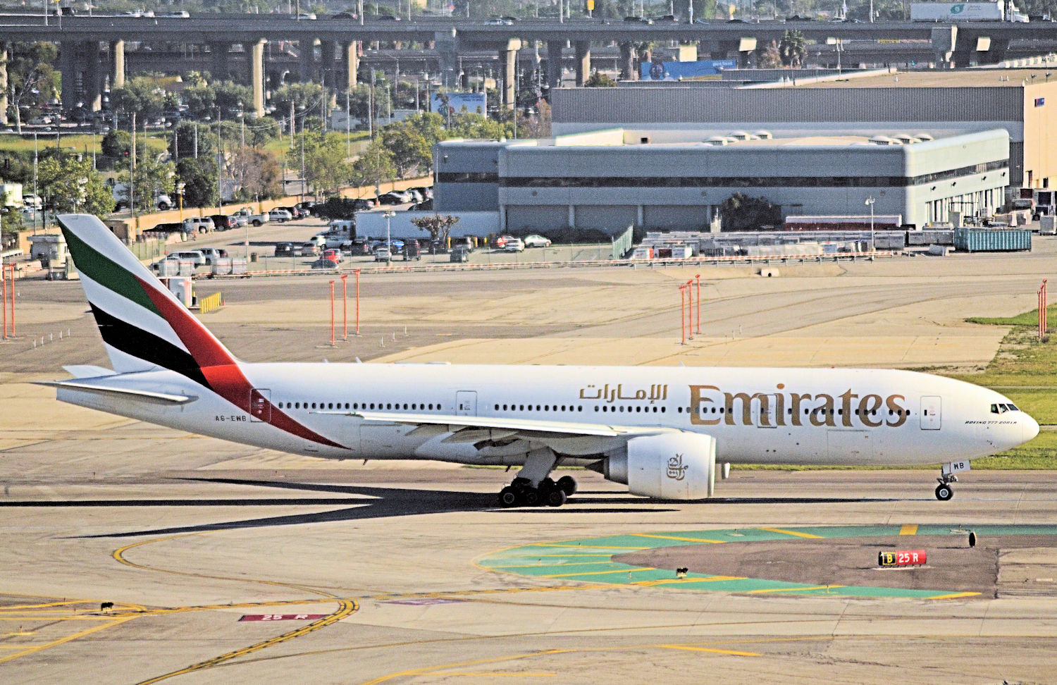 A6-EWB/A6EWB Emirates Airlines Boeing 777-21HLR Photo by Warthog1 - AVSpotters.com