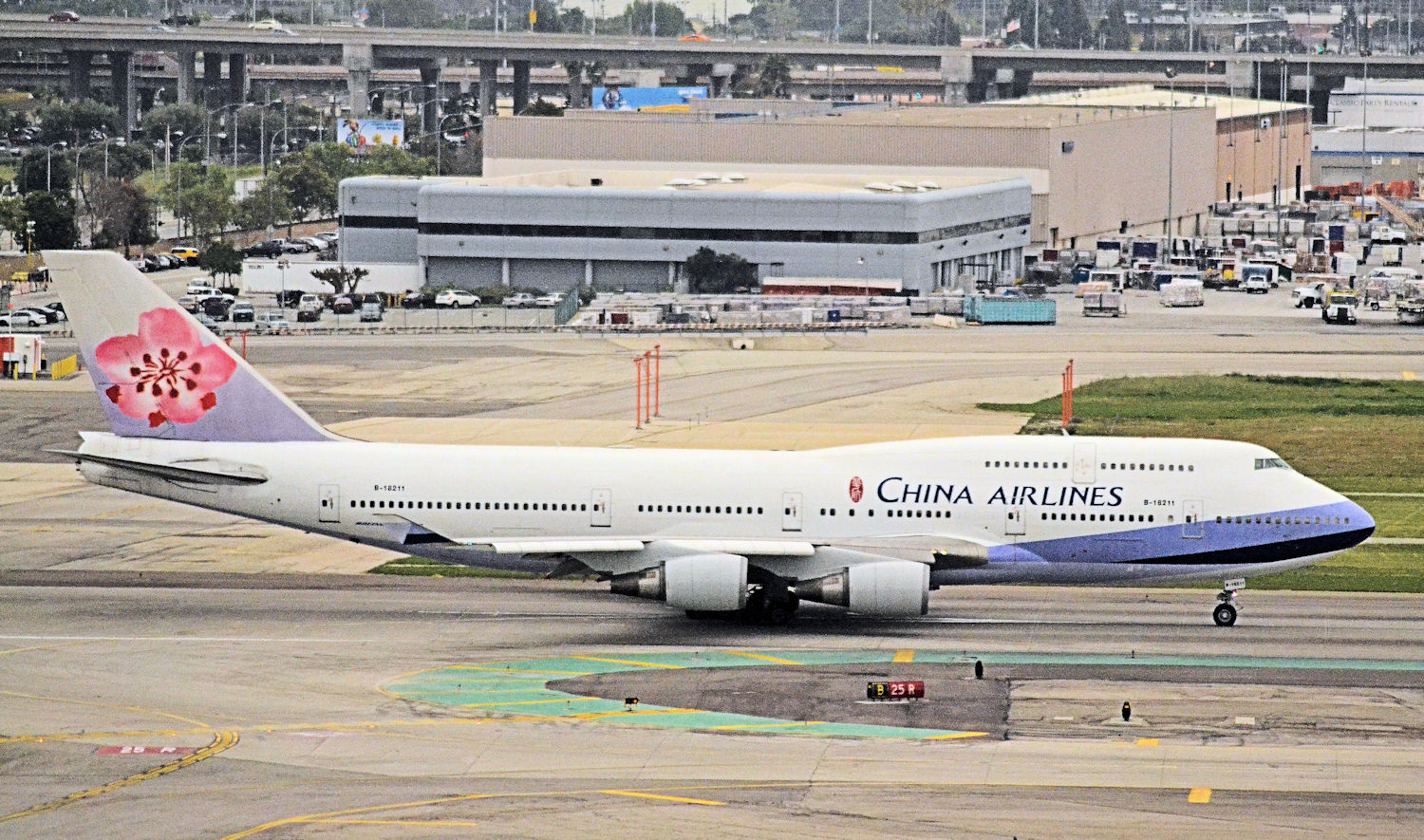 B-18211/B18211 China Airlines Boeing 747-409 Photo by Warthog1 - AVSpotters.com