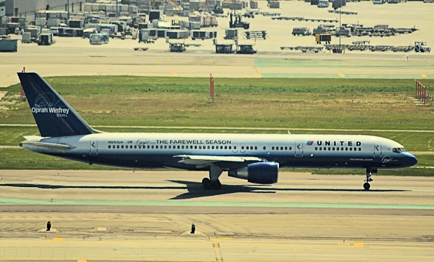 N542UA/N542UA United Airlines Boeing 757-222 Photo by Warthog1 - AVSpotters.com