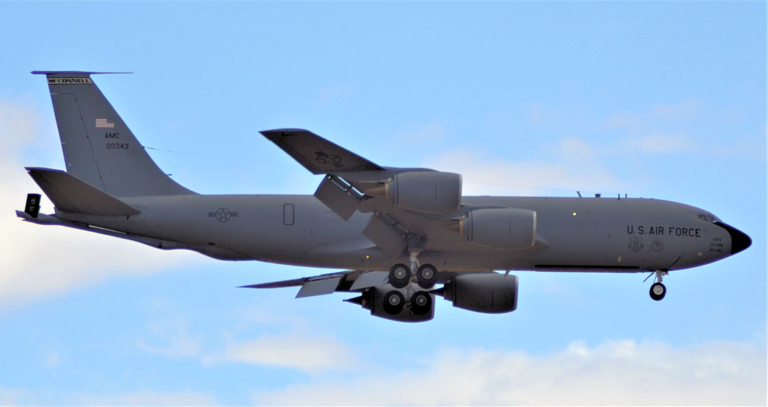 60-0343/600343 USAF - United States Air Force Boeing C-135 Stratotanker Airframe Information - AVSpotters.com