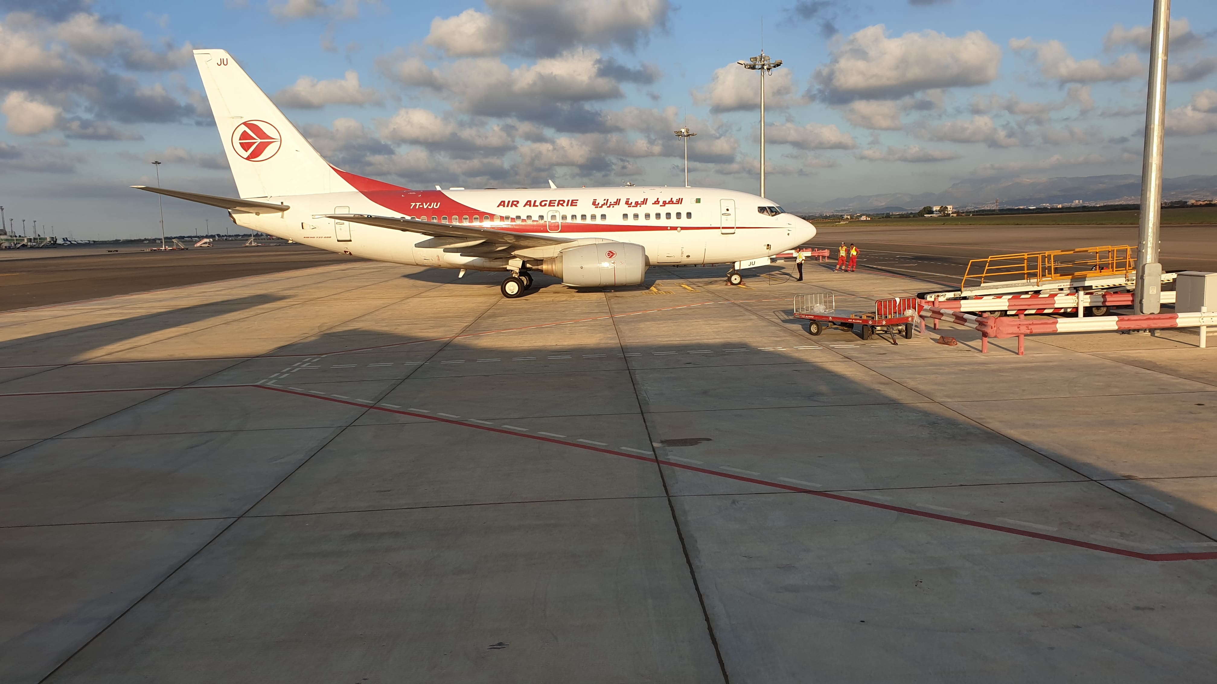 7T-VJU/7TVJU Air Algerie Boeing 737-6D6 Photo by RJflyer - AVSpotters.com