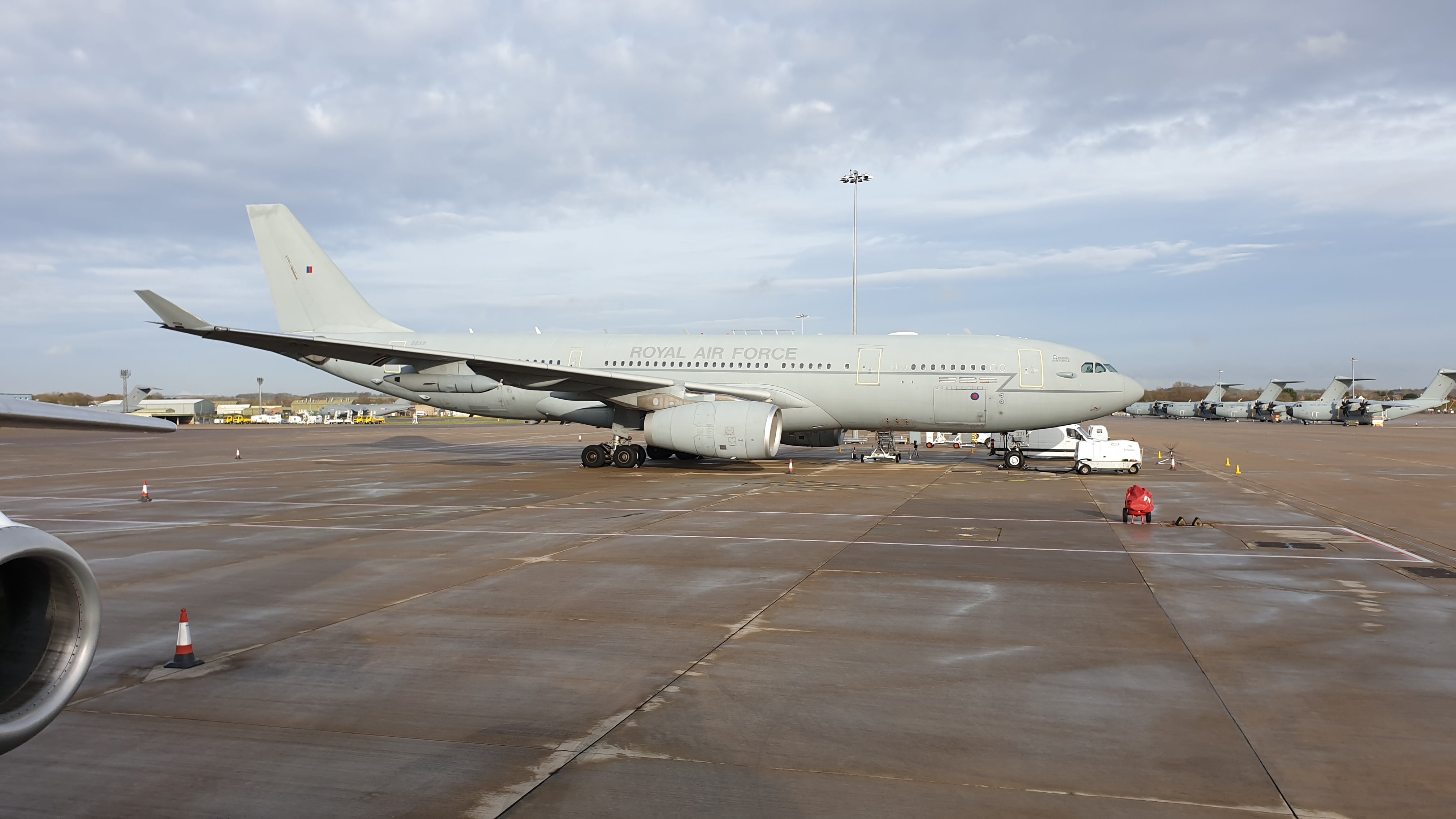 ZZ331/ZZ331 RAF - Royal Air Force Airbus A330-243MRTT Photo by RJflyer - AVSpotters.com