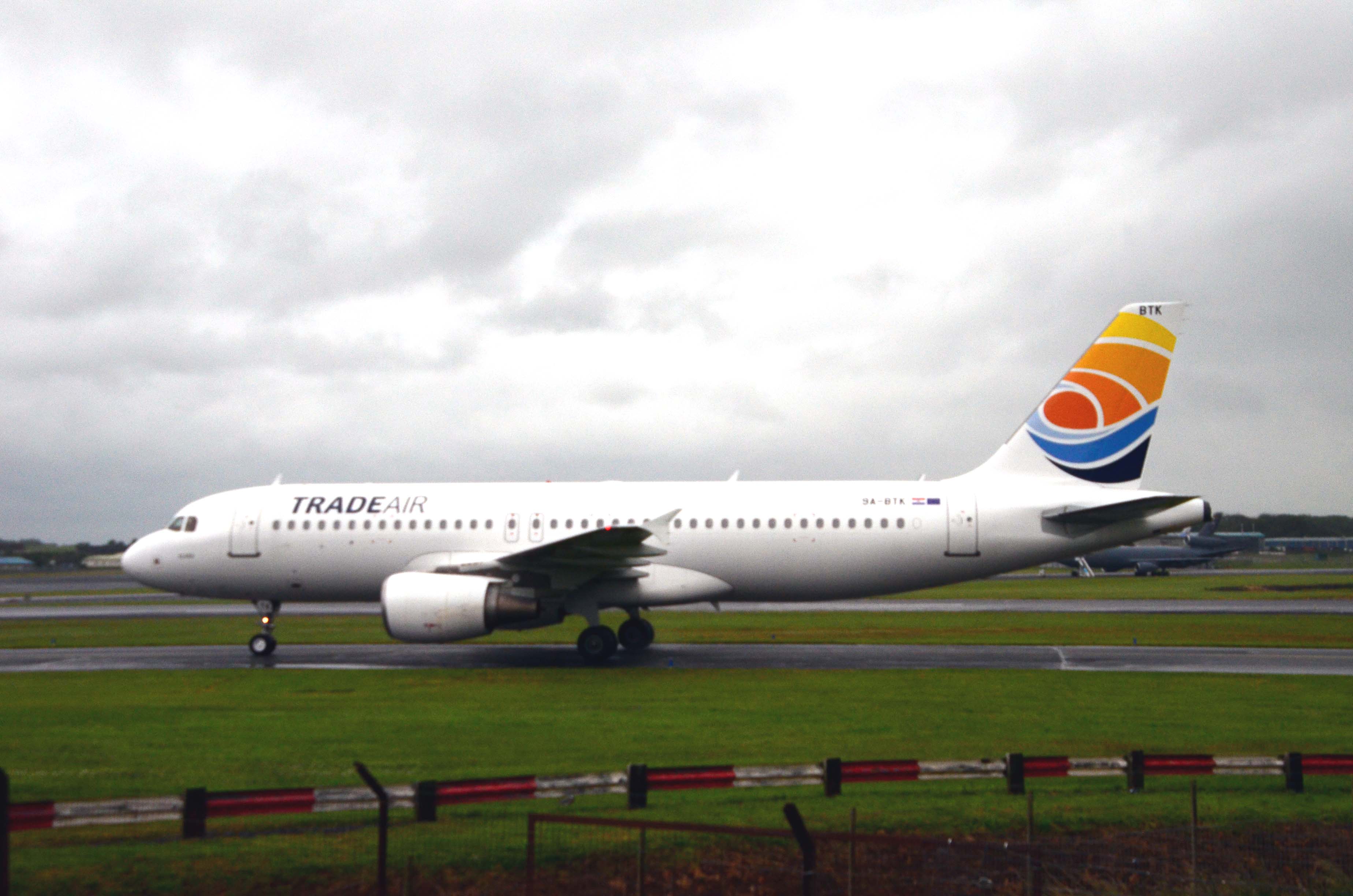 9A-BTK/9ABTK Trade Air Airbus A320-214 Photo by FlyDroo - AVSpotters.com