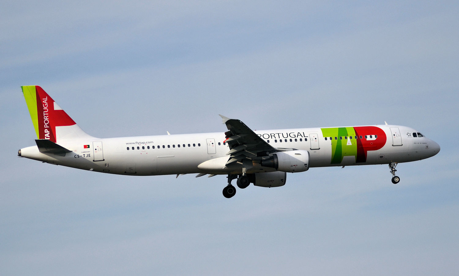 CS-TJE/CSTJE TAP Air Portugal Airbus A321 Airframe Information - AVSpotters.com