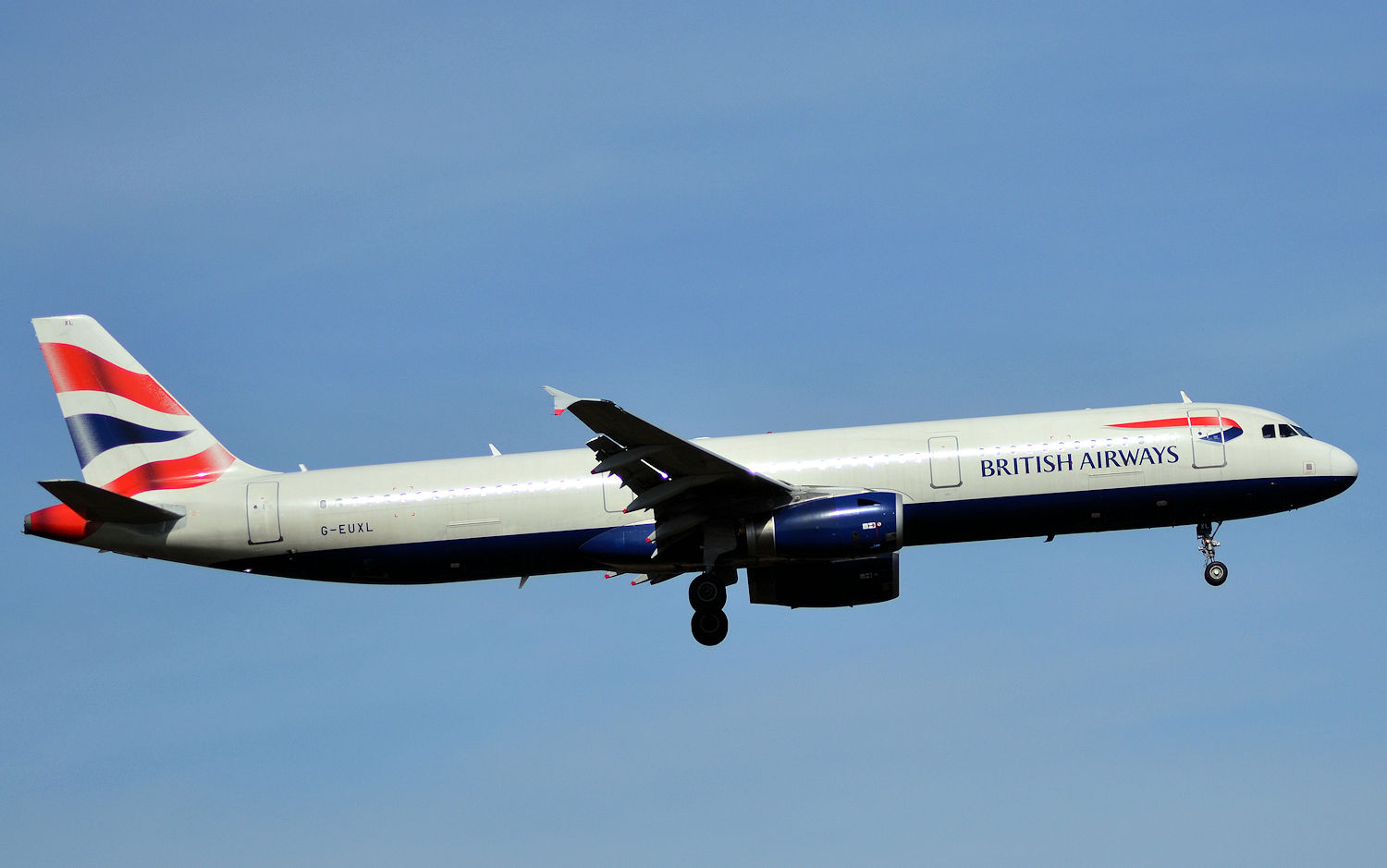 G-EUXL/GEUXL British Airways Airbus A321-231 Photo by Warthog1 - AVSpotters.com