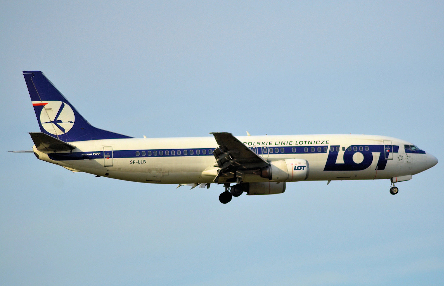 SP-LLB/SPLLB LOT Polish Airlines Boeing 737-45D Photo by Warthog1 - AVSpotters.com