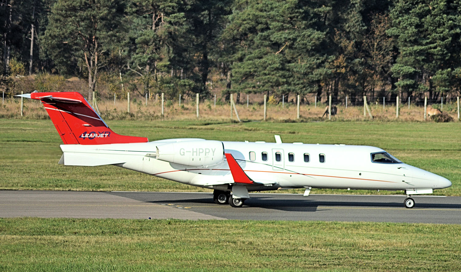 C-GLRP/CGLRP Corporate Learjet 40 Airframe Information - AVSpotters.com