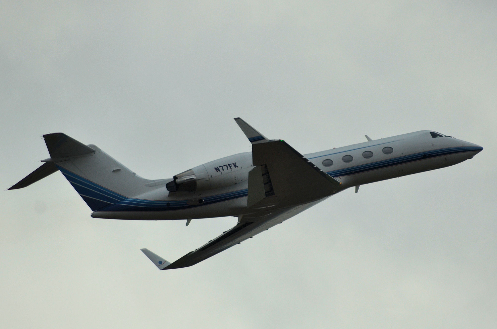 N77FK/N77FK Corporate Gulfstream Gulfstream G-IV SP Photo by Warthog1 - AVSpotters.com