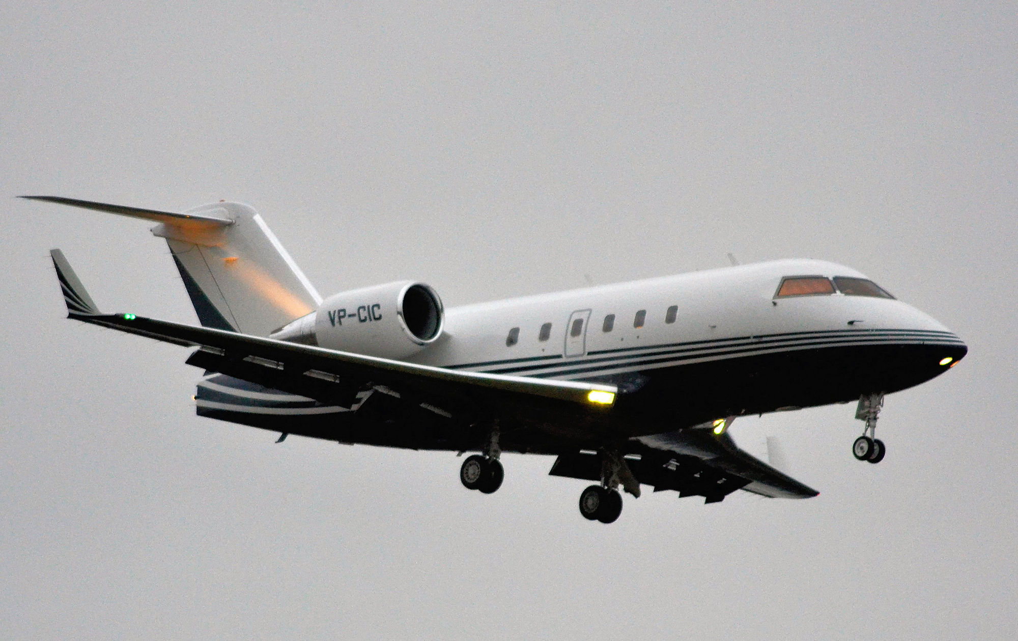 VP-CIC/VPCIC TAG Aviation Bombardier CL-600-2B16 Challenger 601-3A Photo by Warthog1 - AVSpotters.com