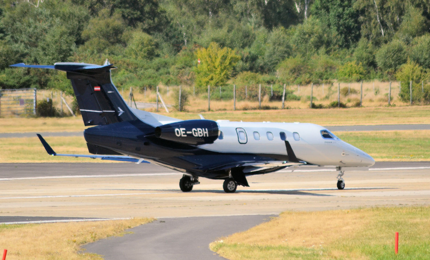 OE-GBH/OEGBH Tyrolean Jet Service Embraer EMB-505 Phenom 300 Photo by Warthog1 - AVSpotters.com