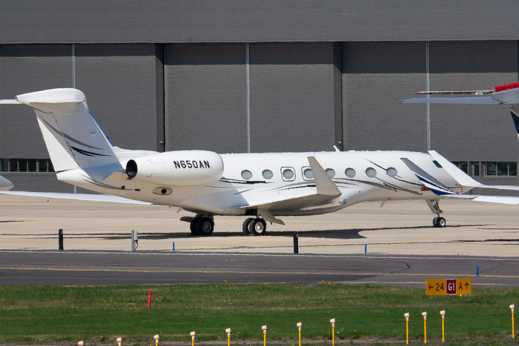 N650AN/N650AN Corporate Gulfstream G650ER Photo by colinw - AVSpotters.com