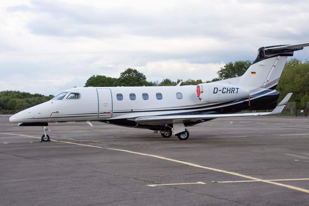 D-CHRT/DCHRT Corporate Embraer EMB-505 Phenom 300 Photo by colinw - AVSpotters.com
