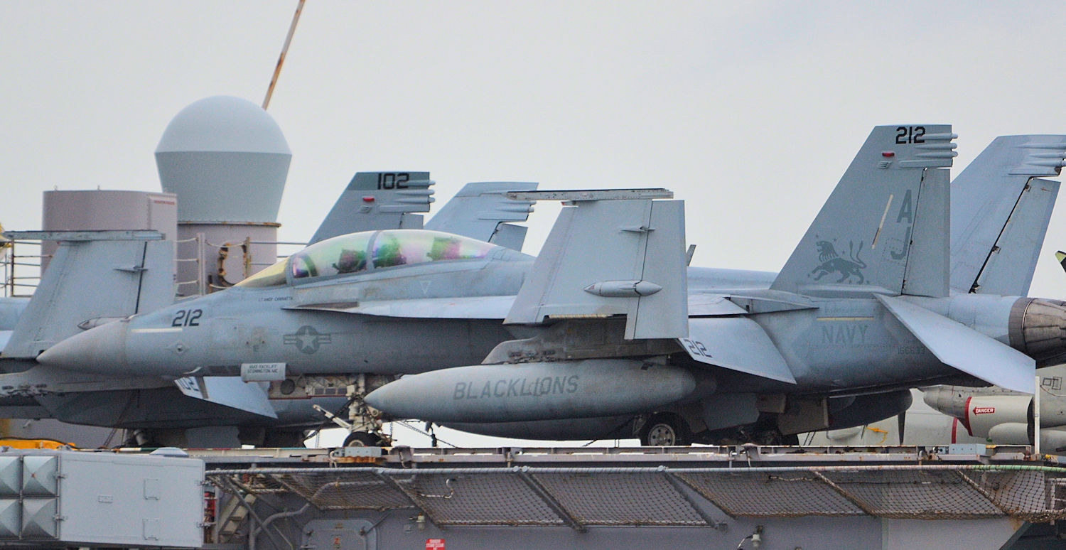 166633/166633 USN - United States Navy McDonnell-Douglas F/A-18F Super Hornet Photo by Warthog1 - AVSpotters.com