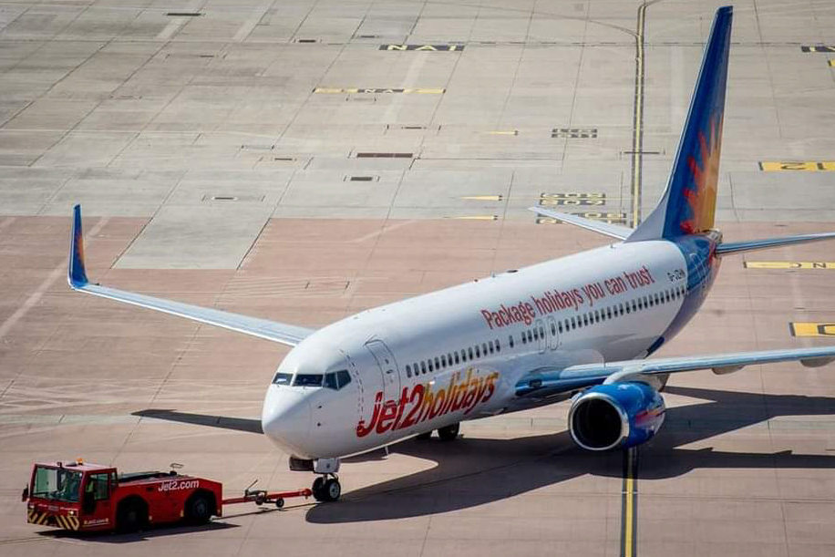 G-JZHN/GJZHN Jet2 Boeing 737-800(WL) Photo by AV8 Photos - AVSpotters.com