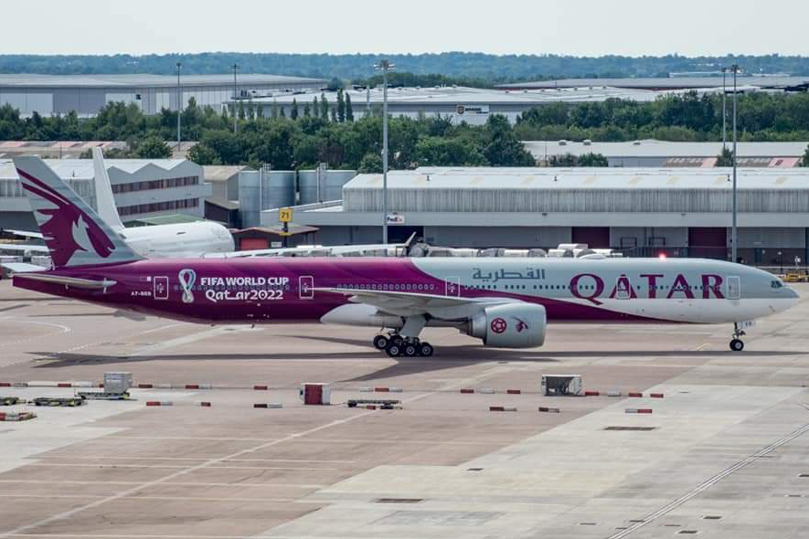 A7-BEB/A7BEB Qatar Airways Boeing 777-3DZER Photo by AV8 Photos - AVSpotters.com