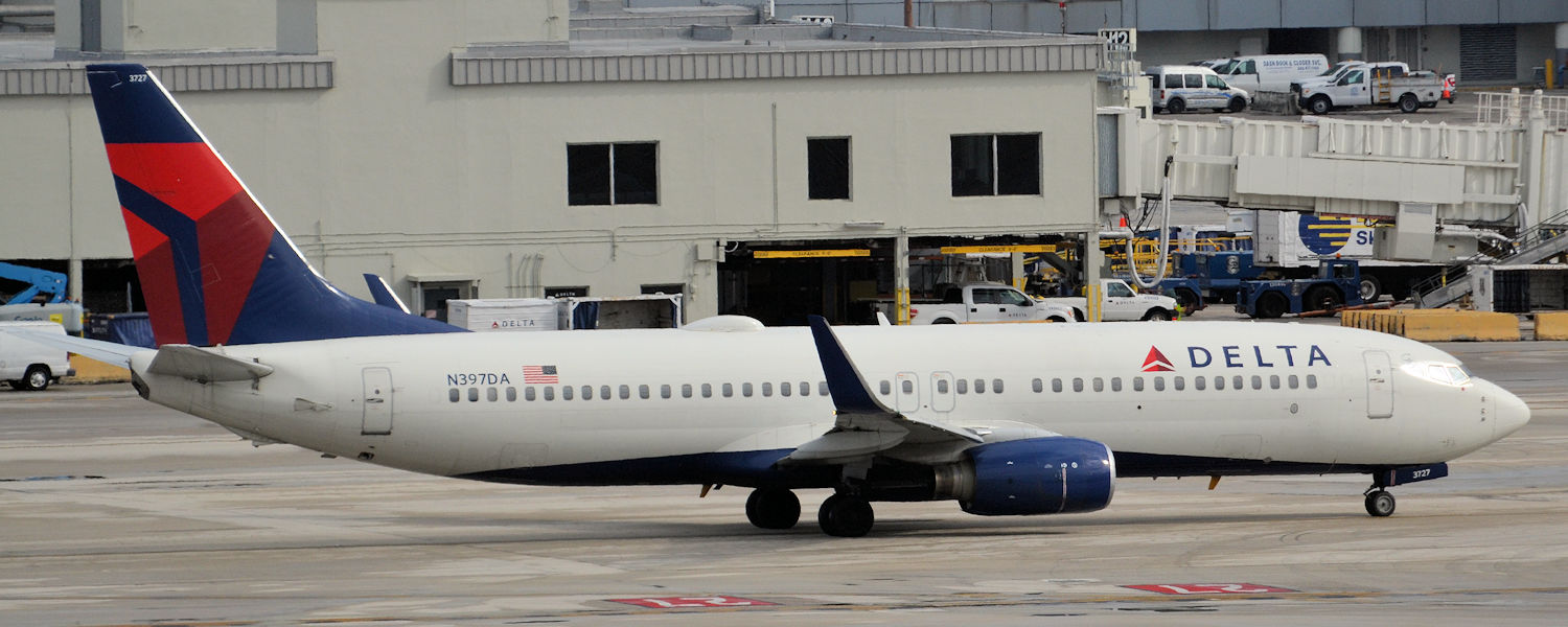 N397DA/N397DA Delta Air Lines Boeing 737-832(WL) Photo by Warthog1 - AVSpotters.com