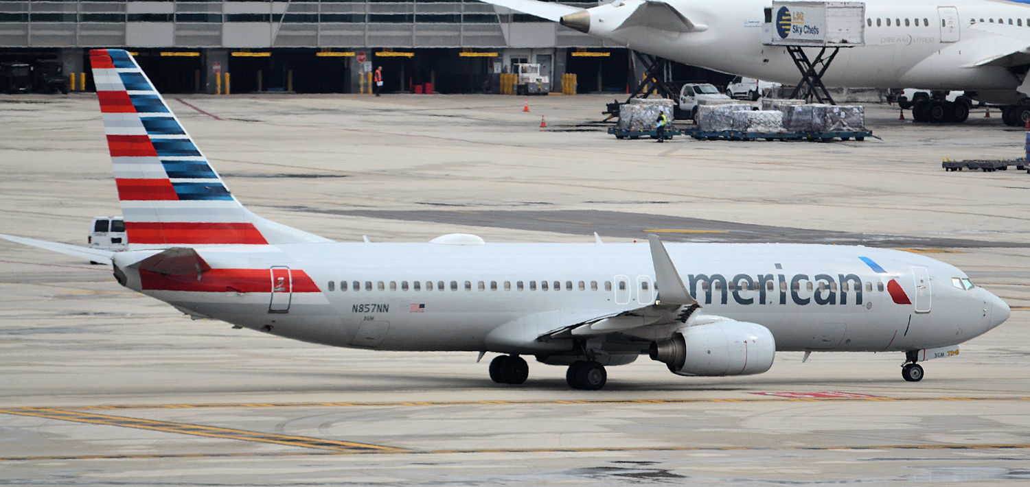 N857NN/N857NN American Airlines Boeing 737-823(WL) Photo by Warthog1 - AVSpotters.com