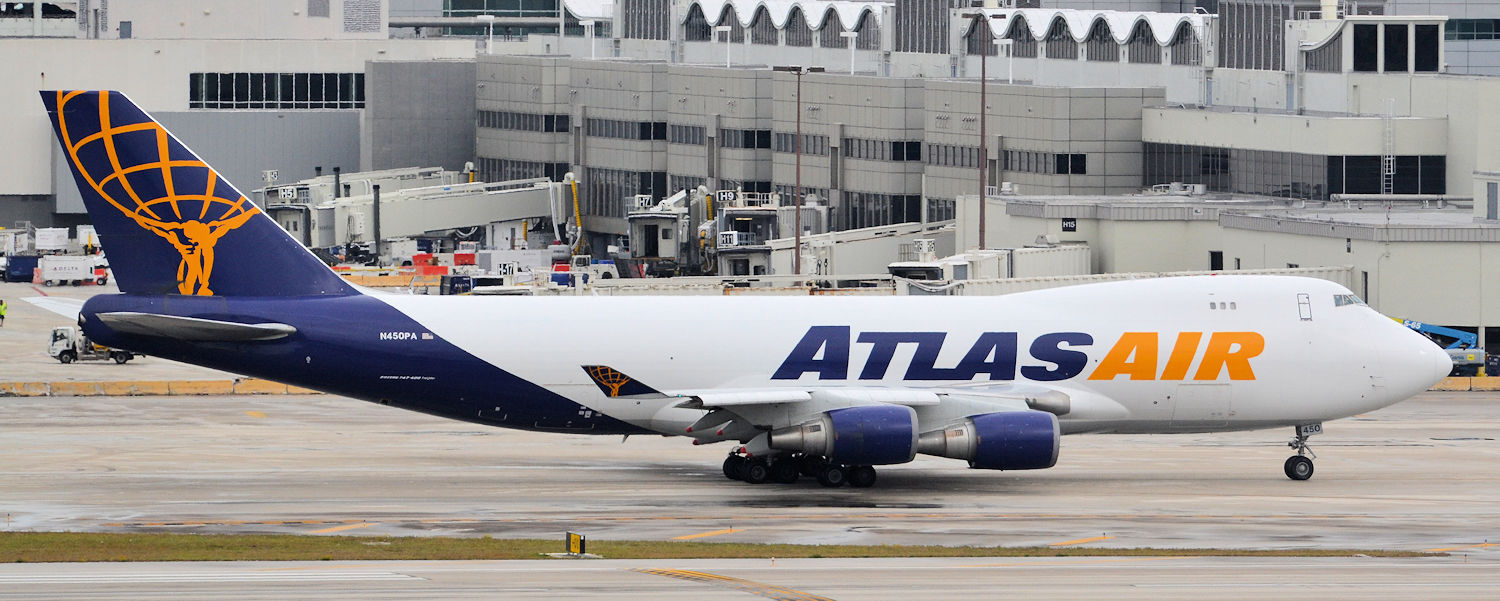 N450PA/N450PA Atlas Air Boeing 747-46NF Photo by Warthog1 - AVSpotters.com