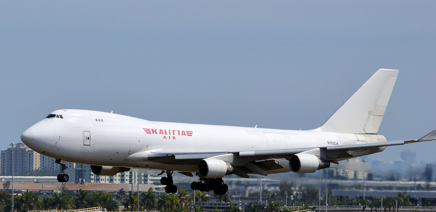 N702CK/N702CK Kalitta Air Boeing 747-4B5F Photo by Warthog1 - AVSpotters.com