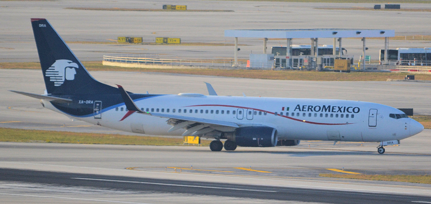 XA-DRA/XADRA Aeromexico Boeing 737-852(WL) Photo by Warthog1 - AVSpotters.com